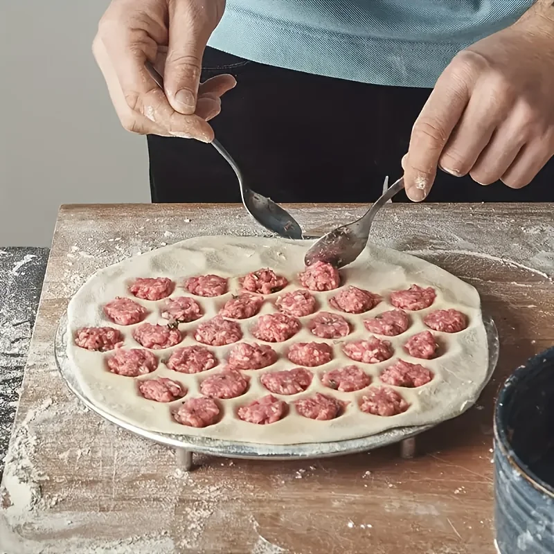 Kitchen Gadgets Pasta - أداة صنع الزلابية من الألومنيوم |