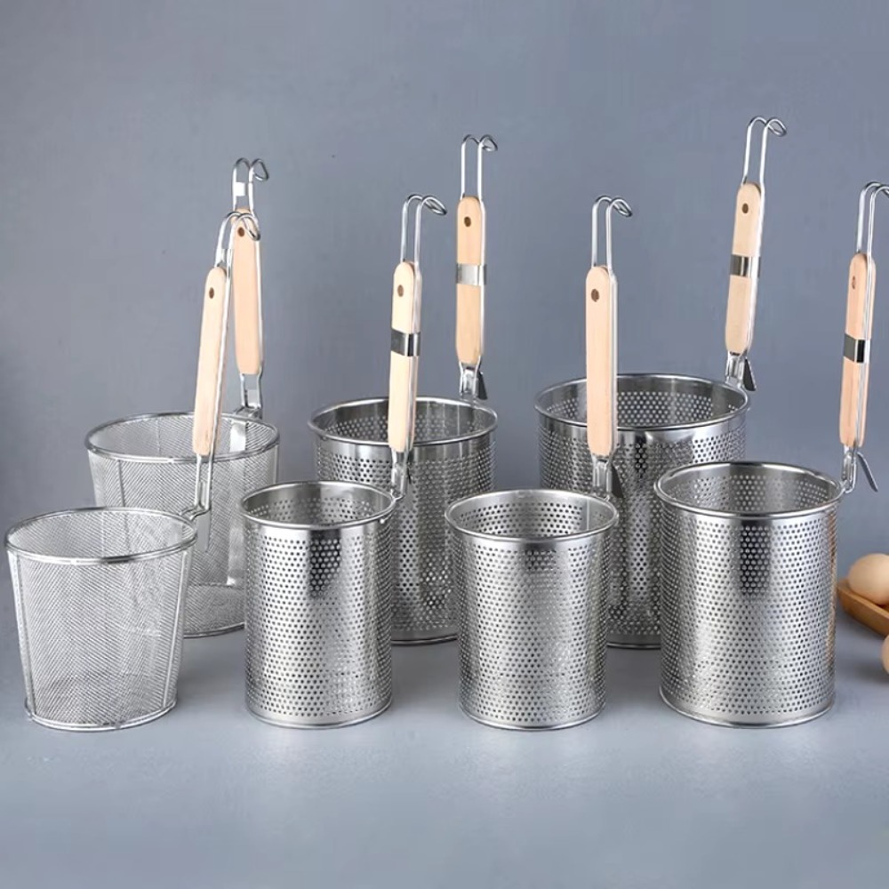 سميكة الفولاذ المقاوم للصدأ قم - مراجعة Kitchen Gadgets Pasta وسعره