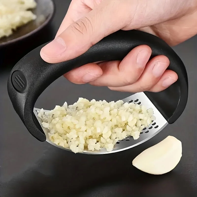 مفرمة ثوم يدوية من الفولاذ الم - مراجعة Manual Garlic Press وسعره