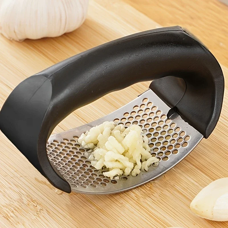 مفرمة ثوم يدوية من الفولاذ الم - مراجعة Manual Garlic Press وسعره