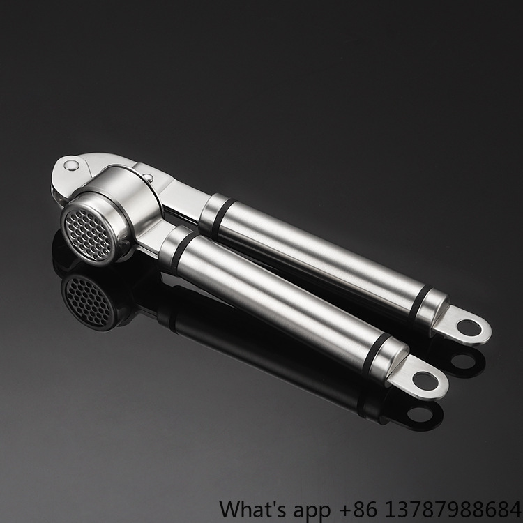 مكبس ثوم يدوي من الفولاذ المقا - مراجعة Manual Garlic Press وسعره